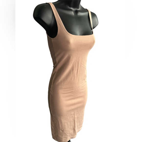 FOREVER 21 Blush Sleeveless Bodycon Midi Dress NWOT - Picture 3 of 7